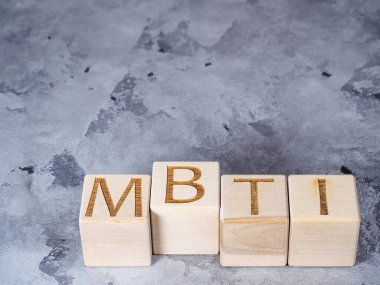 MBTI, kendini tanıma ve kişisel gelişim için psikolojik test kavramı