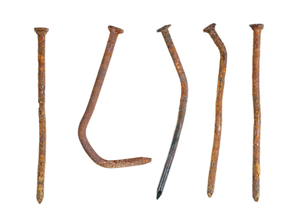 Παλιά Χρησιμοποιημένα Και Λυγισμένα Νύχια Σκουριασμένα Και Οξειδωμένα Κοντά Απομονωμένα — Φωτογραφία Αρχείου