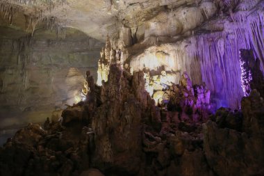  Sataplia Reserve Georgia 'nın karst mağaraları