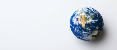 Küresel çevre koruması için beyaz arka planda izole edilmiş çevre dostu illüstrasyon.