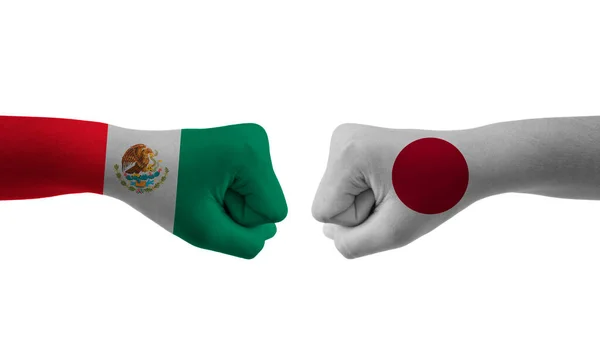 日本对墨西哥手旗男子举手表决足球世界杯 — 图库照片