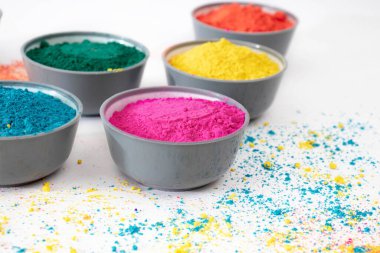 Renkli Mutlu Holi Reklamları Renkler Festivali için tanıtım arka planı