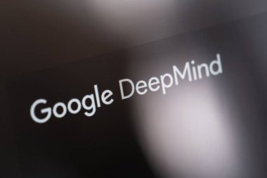 Google DeepMind, Google 'ın yan kuruluşu olarak hizmet veren bir İngiliz-Amerikan yapay zeka araştırma laboratuvarıdır. Batum, Gürcistan - 6 Kasım 2023
