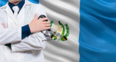Guatemala bayrağında steteskoplu bir doktor. Guatemala bayrağı üzerinde steteskopla Doktor Kolları çapraz, Guatemala Ulusal Sağlık Konsepti