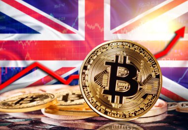 Arka planda Birleşik Krallık bayrağı olan Bitcoin. Arka planda Birleşik Krallık bayrağı ile yükselen Bitcoin