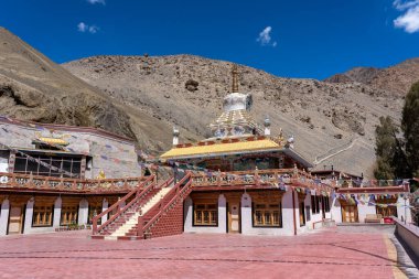 Tingmosgang, Hindistan - 09 Nisan 2023: Ladakh bölgesindeki Çerkamo Manastırı.