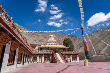 Tingmosgang, Hindistan - 09 Nisan 2023: Ladakh bölgesindeki Çerkamo Manastırı.