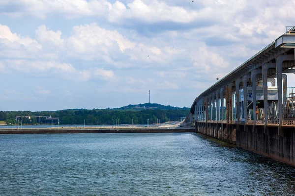 Pickwick Landing Dam Uma Barragem Hidrelétrica Rio Tennessee — Fotografia de Stock