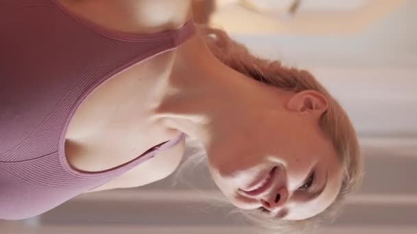 Vertical Video Morning Exercise Sporty Woman Home Gym Happy Smiling — Vídeos de Stock