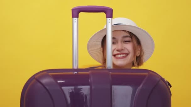 Vacation Joy Curious Woman Travelling Baggage Pretty Smiling Lady Summer — Vídeo de Stock