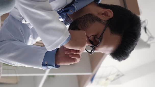 Vertical Video Hard Working Day Male Doctor Virus Disease Tired — Stockvideo