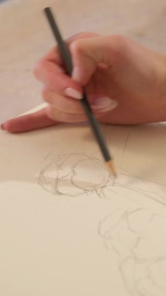 Vertical Video Artwork Drawing Creative Process Painting Art Closeup Female — Stok video