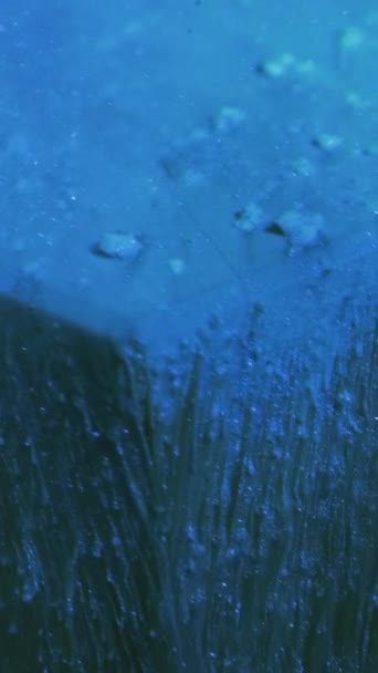 Vertical Video Glitter Fluid Ink Flow Ice Cascade Blue Color — Vídeo de Stock