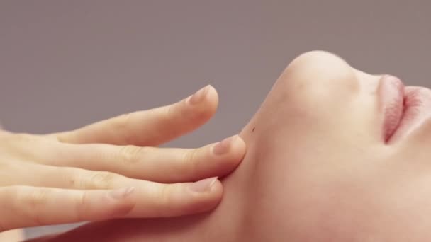 Vertical Video Body Care Sensual Woman Beauty Spa Unrecognizable Profile — Wideo stockowe