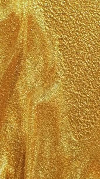 Vertical Video Gold Ink Paint Flow Sand Texture Defocused Sparkling — Vídeos de Stock