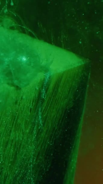 Vertical Video Glitter Splash Ink Water Mist Cascade Green Color — 비디오