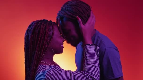 Happy Relationship Beloved Couple Neon Light Portrait Close Joyful Black — 비디오
