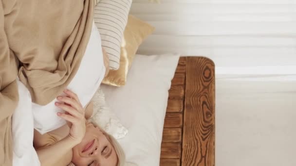 Vertical Video Enjoying Morning Happy Woman Comfort Sleep Smiling Relaxed — Wideo stockowe