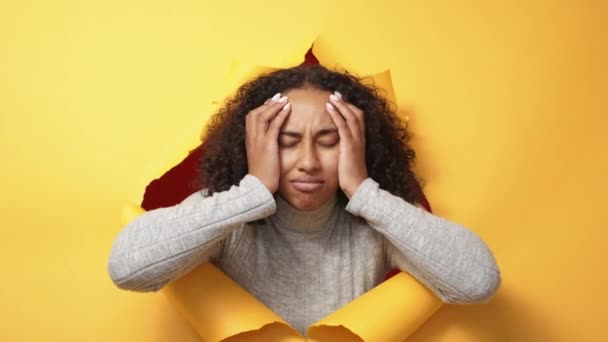 Headache Problem Migraine Disorder Stress Pressure Sick Unwell Woman Suffering — Vídeo de stock