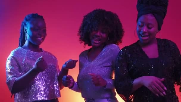 Party Dance Female Friends Neon Light People Happy Festive Black — Wideo stockowe