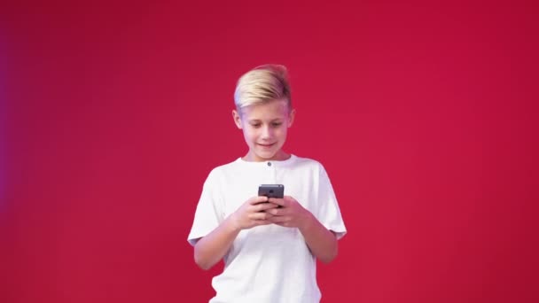 Successful Result Excited Boy Digital Technology Happy Surprised Teenager Kid — Stock videók