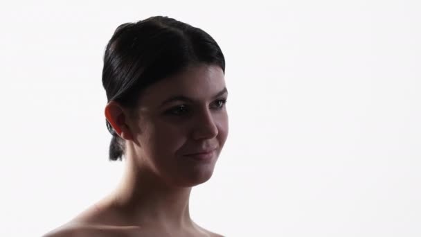 Belleza Femenina Retrato Silueta Modelo Disparo Mujer Morena Sonriente Con — Vídeos de Stock