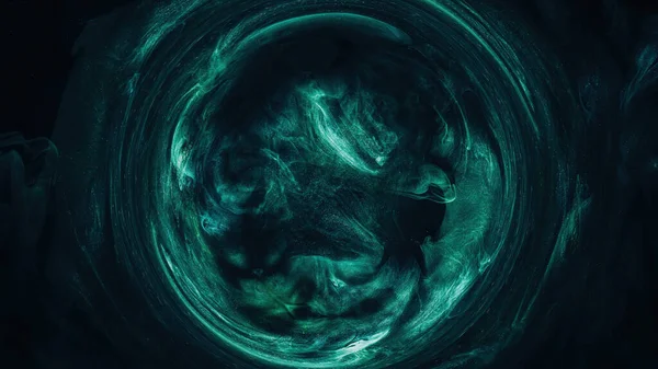 圆形框架 神秘漩涡 深黑抽象背景下 绿蓝闪烁着闪光的微粒在烟雾中旋转 — 图库照片