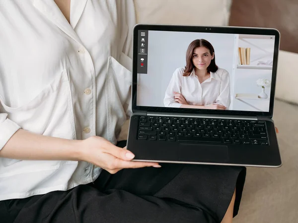 Videó Interjú Internetes Beszélgetés Távkapcsolat Virtuális Találkozó Magabiztos Üzleti Nők — Stock Fotó