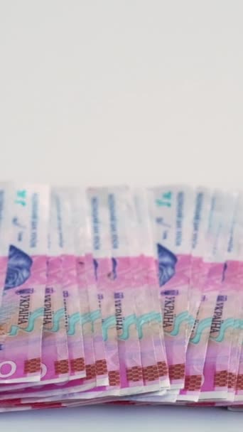 Vídeo Vertical Dinheiro Hryvnia Ucraniana Moeda Uah 200 Hrn Bill — Vídeo de Stock