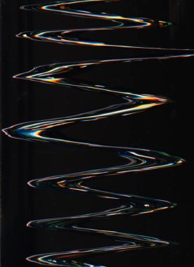 Arıza örtüsü. Sıkıntılı ekran. Analog gürültü. Turuncu mavi renk dalgası kalıntıları toz lekeleri çizer koyu siyah çizimler soyut arkaplan.