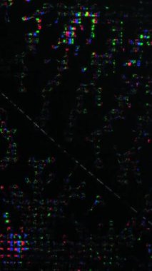 Dikey video. Dijital sıvı. Arıza sanatı. LCD ekranı. Floresan kırmızı mavi renk sıvı kristal koyu siyah soyut arkaplan üzerinde hareket.