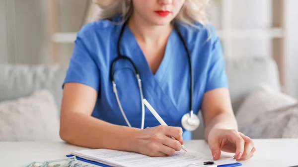 Doctor Paperwork Healthcare Billing Health Insurance Unrecognizable Female Physician Stethoscope — Stock Photo, Image