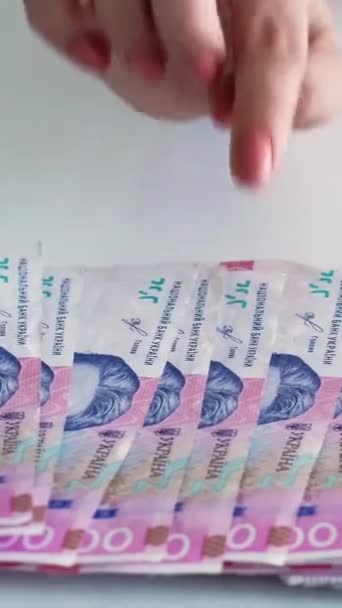 Vertical Video Money Savings Ukrainian Hryvnia Inflation Financial Income Female — Stock Video
