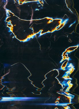 Sıkıntılı bir kaplama. Arıza sesi. Eski bir film hatası. Mavi turuncu renk parıltılı objeler toz bulutu koyu siyah çizim soyut arkaplan üzerindeki deseni çizer.