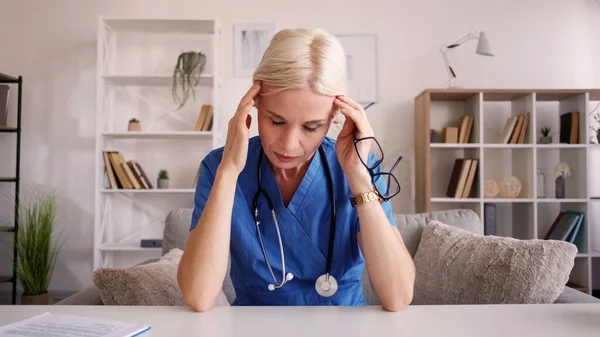 Hard Work Exhausted Doctor Female Specialist Tired Woman Suffering Headache — Stock Photo, Image