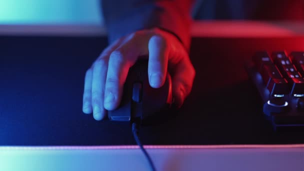 Πατώντας Ποντίκι Επιλογή Της Επιλογής Χέρι Του Ανθρώπου Πατώντας Κουμπί — Αρχείο Βίντεο