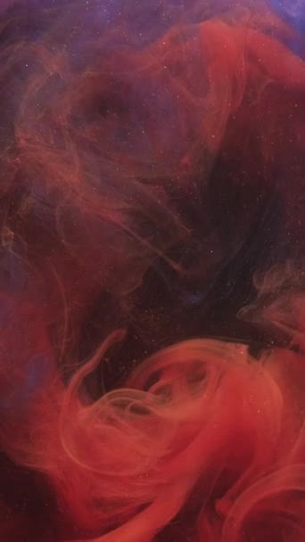 Вертикальное Видео Цветной Дым Блестящий Туман Брызги Чернильной Воды Вспышка — стоковое видео