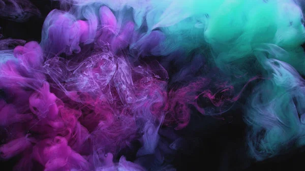 Цветной Дым Краска Брызги Воды Водой Брызги Голубой Фиолетовый Туман — стоковое фото