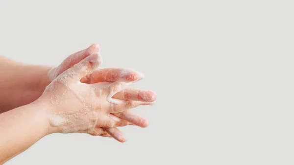Υγιεινή Συνήθεια Πρόληψη Μικροβίων Γυναίκα Πλύσιμο Των Χεριών Σαπούνι Απολυμαντικό — Φωτογραφία Αρχείου