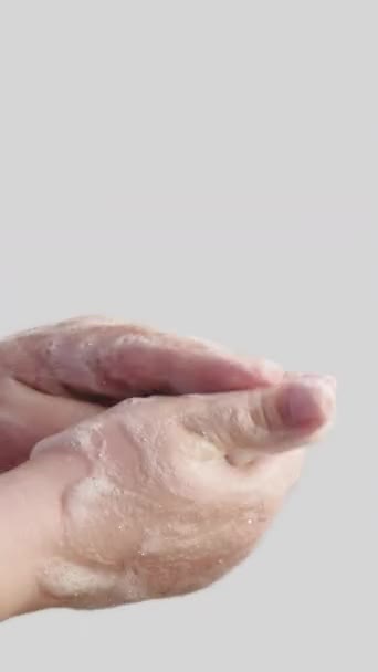 Κάθετο Βίντεο Υγιεινή Συνήθεια Πρόληψη Μικροβίων Γυναίκα Πλύσιμο Των Χεριών — Αρχείο Βίντεο