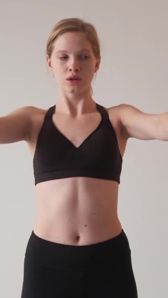 Vidéo Verticale Entraînement Épuisant Motivation Sportive Résistance Femme Athlétique Fatiguée — Video