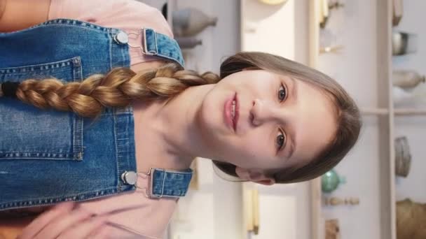 Vertical Video Influencer Kid Online Presentation Confident Smiling Blogger Girl — Stock Video