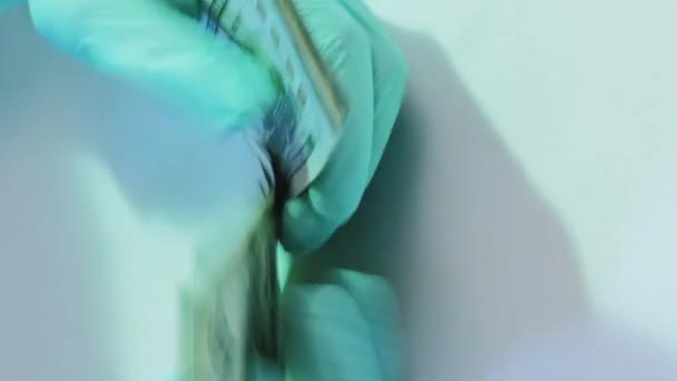 Dikey Video Doktor Yozlaşma Yüksek Maaş Tıbbi Harcamalar Sağlık Çalışanı — Stok video