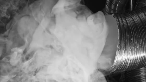 Rookuitlaat Industriële Smog Luchtverontreiniging Witte Giftige Rookgassen Afkomstig Van Flexibele — Stockvideo