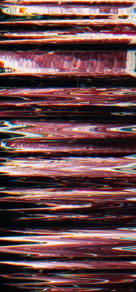 グリッチバイブレーション 騒音効果について 信号歪みについて 黒とローズ赤の破損したジグザグ線のテクスチャの背景を破損したVhs表示 — ストック写真