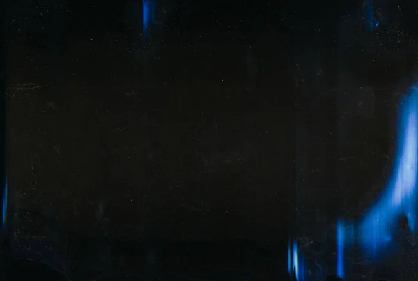 Наложение Глюка Светящийся Свет Шум Вибрации Черный Фон Ярко Синими — стоковое фото