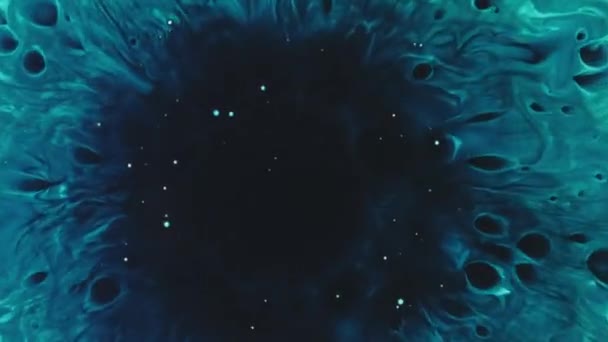 Малювати Бризки Води Космічна Діра Дизайн Чорнила Блакитна Рідина Темним — стокове відео