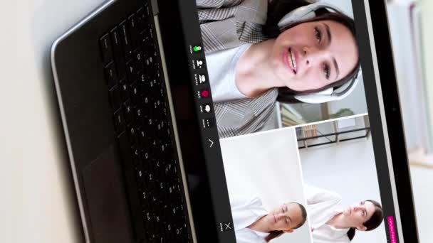 Vertikales Video Online Gespräch Fernbedienung Corporate Women Team Begeisterte Business — Stockvideo