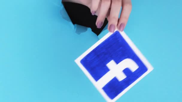 Charkov Ukrajina Června 2020 Vertikální Video Ikona Facebooku Sociální Média — Stock video