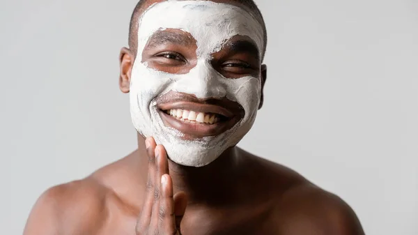 Man Cosmetic Facial Mask Confident Satisfied Guy Enjoying Applying Face — Stock Photo, Image